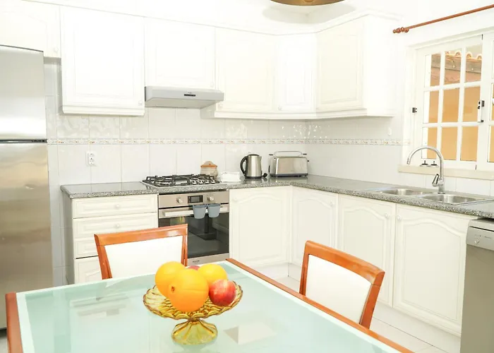 Seaside Serenity * Albufeira