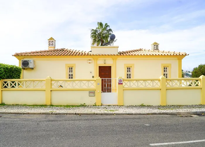 Villa Seaside Serenity *