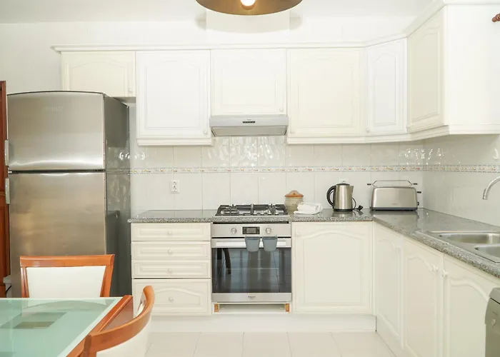 Seaside Serenity Villa *