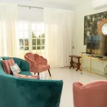 Villa Seaside Serenity *